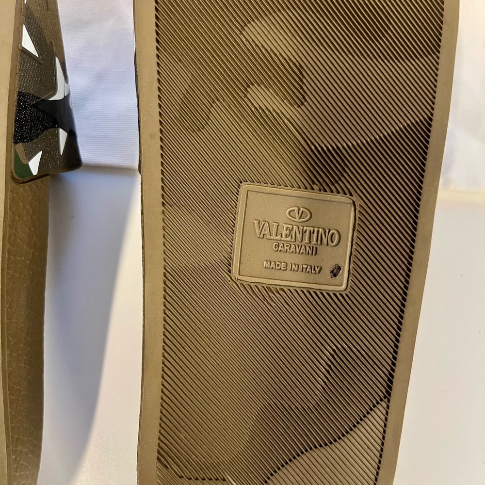 NWT - Valentino Garavani Women Green Camouflage Star Print Slides - Size 39 EU - Picture 9 of 9